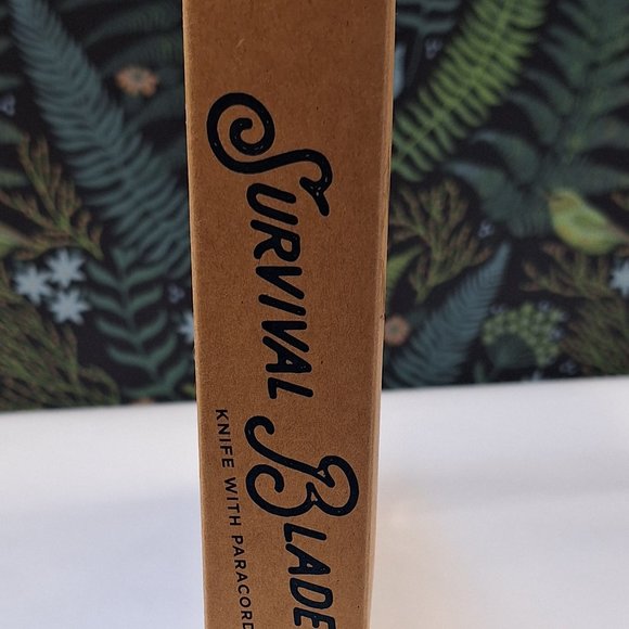 Adventure Survival 3.5" Blade Srainless Steel Knife with Paracord & Belt Clip - Picture 4 of 4